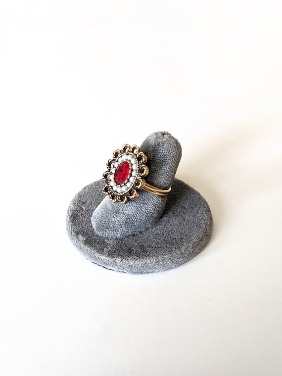 Vintage 70s Sarah Coventry ring red stone rhinest… - image 3
