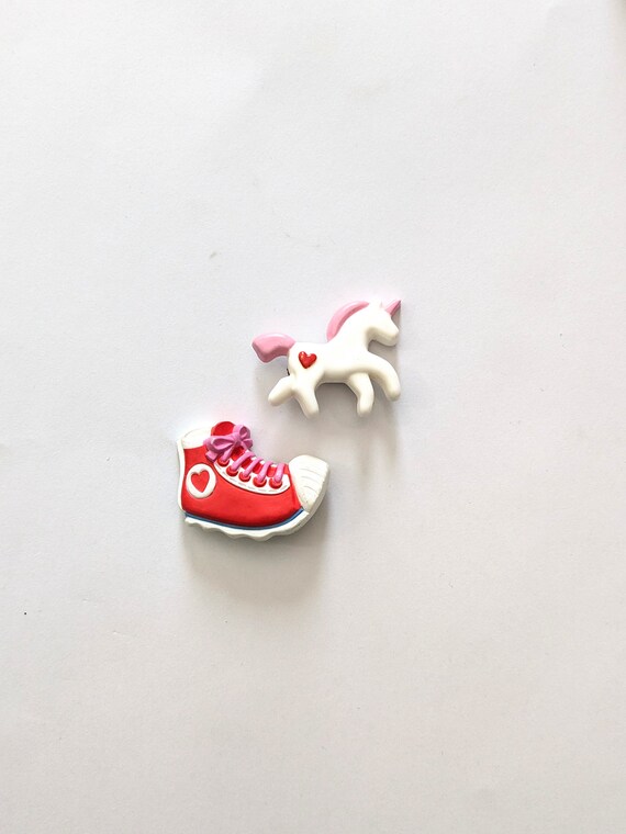 Vintage 1980s Hallmark pins Valentine's Day pin Un