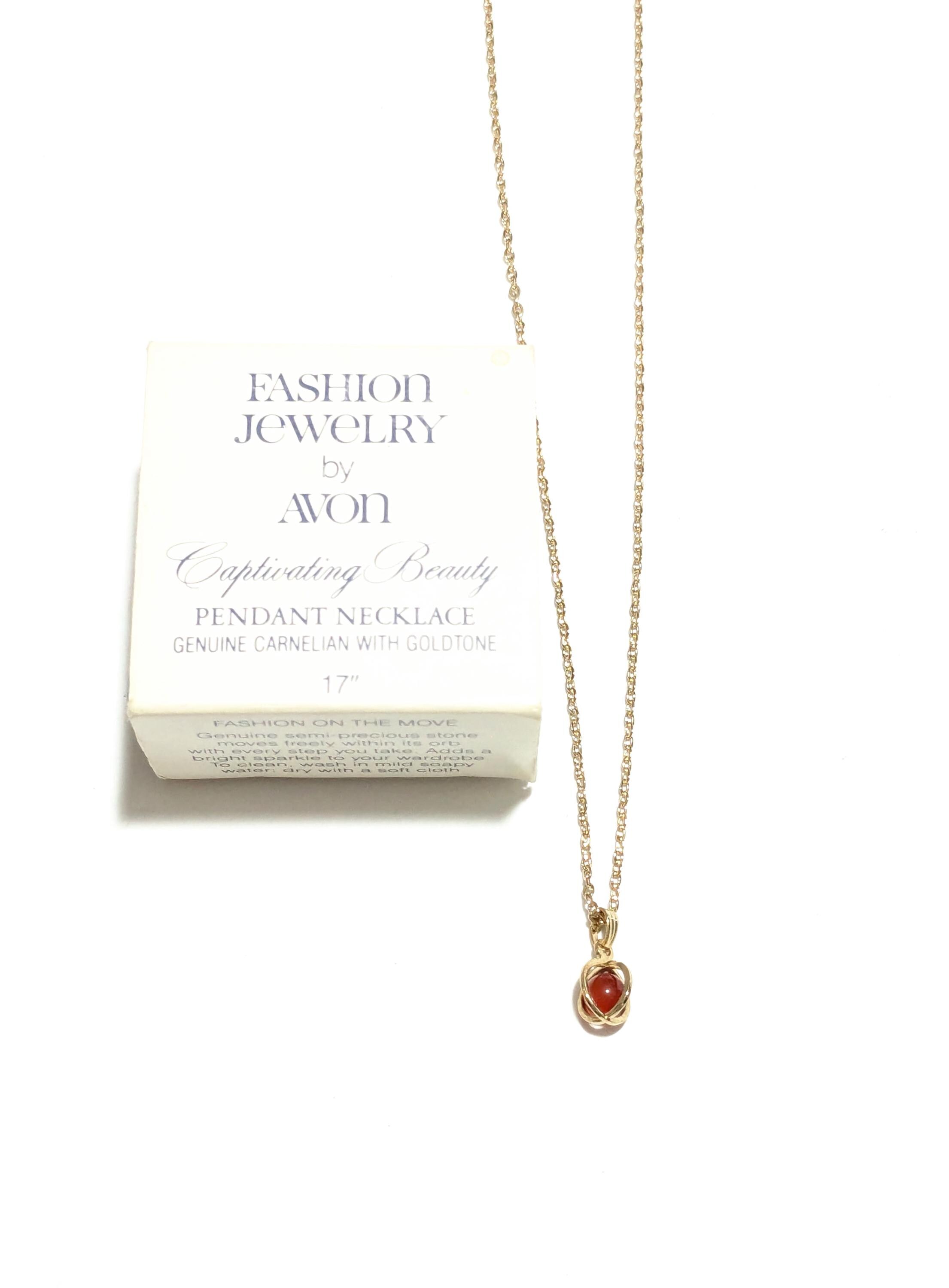 Vintage 1980 Avon Genuine Carnelian Necklace choker Captivating Beautiful minimalist small dainty gold tone chain caged bead charm MCM