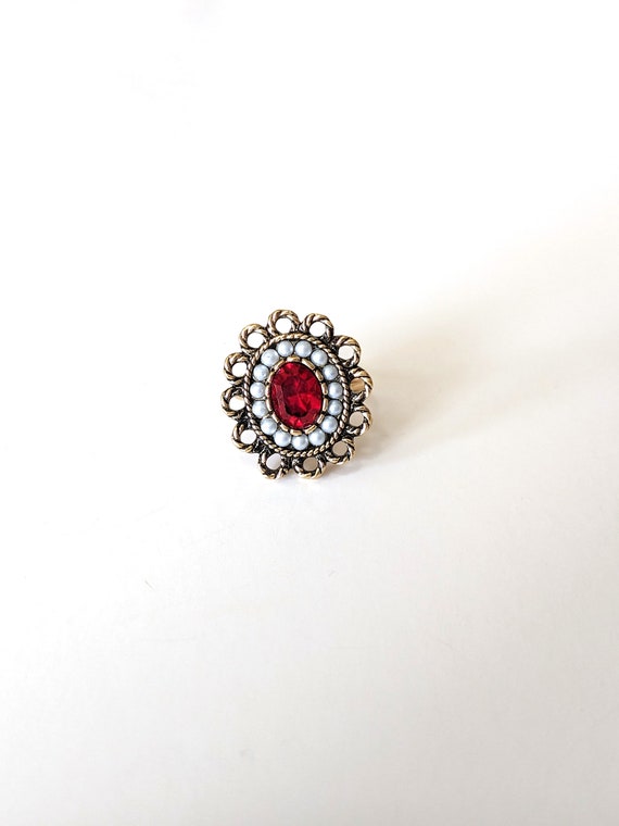 Vintage 70s Sarah Coventry ring red stone rhinest… - image 5