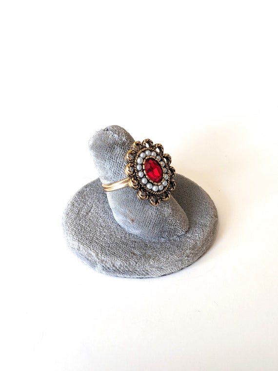 Vintage 70s Sarah Coventry ring red stone rhinest… - image 2