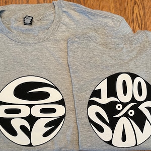 mens round goose logo Tshirt