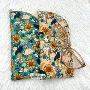 Skeleton Floral Eyeglass Case, Handmade Sunglasses Holder, Spooky Zippered Glasses Holder, Skeleton Glasses Case
