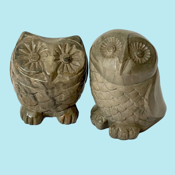 2 Vintage Hand Carved Stone Owls Signed THORN Canada, Set Of 2 Retro MCM Aboriginal Inuit Soap Stone Carvings, Cottage Core Granny Core