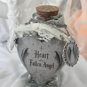 Heart of a Fallen Angel Jewelry Jar, Angelcore Gothcore Gift Box, Handmade Necklace Bundle, Gothic Trinket Jar , Punk , Retro
