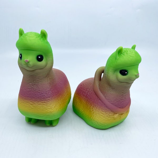 Alpaca Footling- Articulated Fidget Toy 3D Printed- Layers in Green Authorized Seller- Made to Order