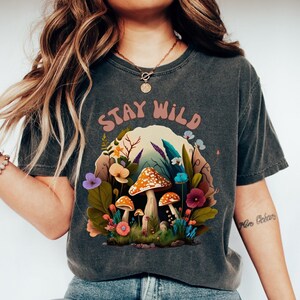 Comfort colors mushroom tshirt stay wild tshirt for women cottagecore tshirt retro style tshirt for women gift for her trendy woman tshirt bild 1