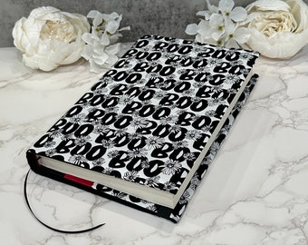 Couverture de livre en tissu réglable : pochette de livre avec marque-page en ruban - Boo in Ghost