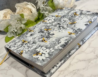 Verstellbarer Bucheinband - Stoff Schutzumschlag - Buchhülle - Geschenk für Bücherwürmer - Buch Accessoires - Blumen Bienen