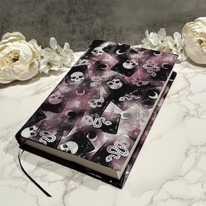 Adjustable book cover - fabric dust jacket - book sleeve - bookish gift - book accessories - Tarot Cards