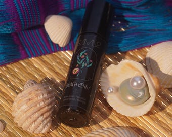Perfume unissex Beach Berry | acorde marinho, maracujá, frutas vermelhas de verão, pepino, ozônio, madeira flutuante, peônia | Perfume em óleo | 2ml, 5ml, 10ml