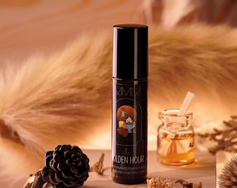 Perfume Unissex Golden Hour | Hidromel Apimentado, Pêssegos Assados, Creme de Leite Coalhado, Ervas Secas, Cedro, Almíscar | Perfume em Óleo | 2ml, 5ml, 10ml
