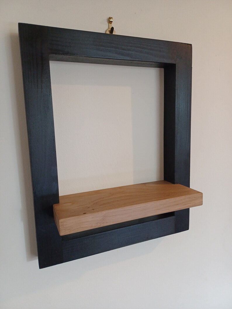 Decorative Wooden Frame with Oak Shelf bild 6