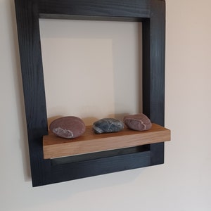 Decorative Wooden Frame with Oak Shelf bild 5