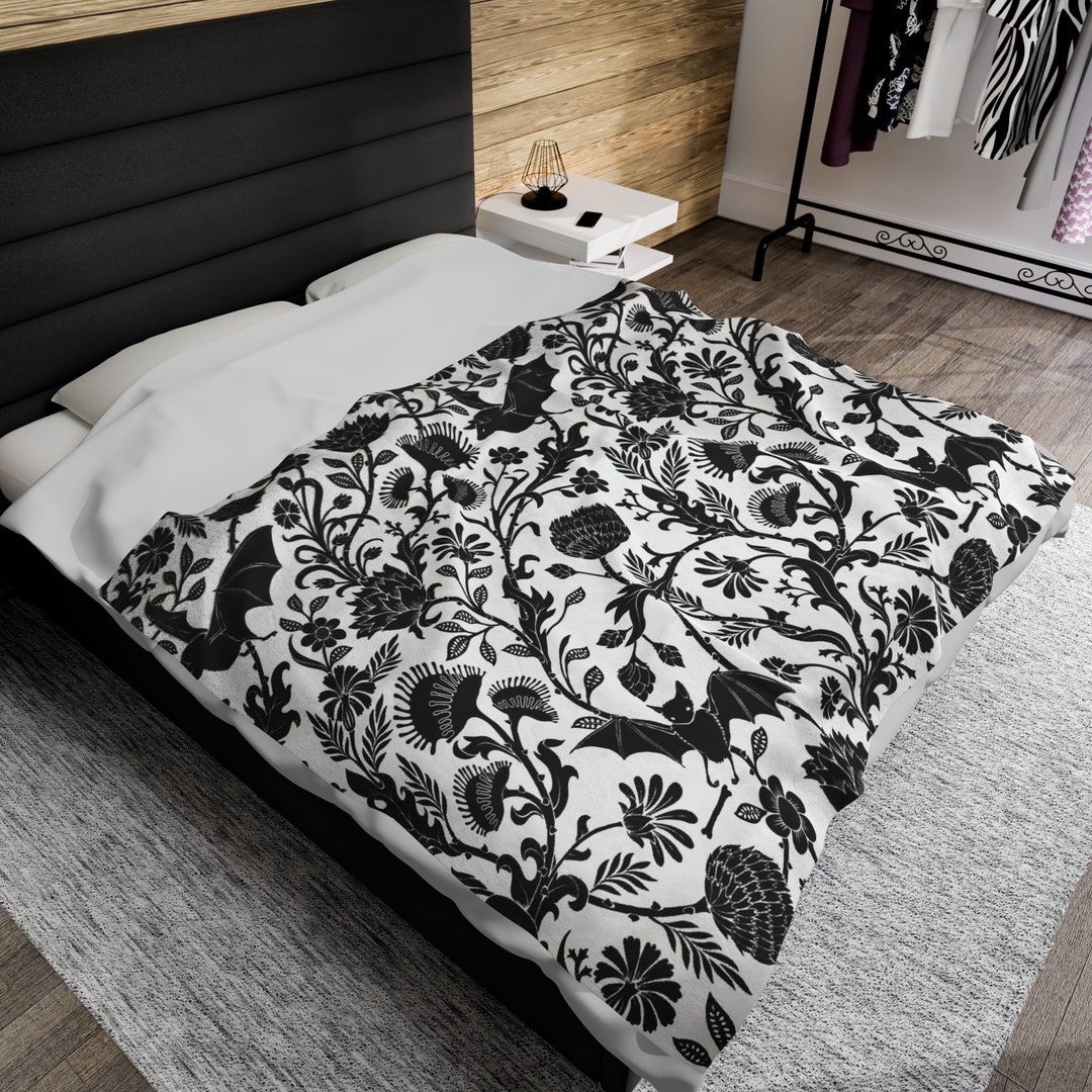 Venus Pattern Print Blanket