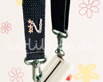 ADD-ON Embroidered initials for solid-coloured strap ONLY