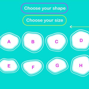 Peut inclure: Sur fond turquoise, huit objets blancs de forme irr&eacute;guli&egrave;re, &eacute;tiquet&eacute;s de A &agrave; H. Au-dessus, les boutons indiquent "Choisissez votre forme" et "Choisissez votre taille". Une fl&egrave;che indique une mesure.