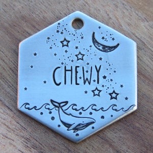 Outdoor Dog Tag, Gepersonaliseerde Dog Tag, Metal Pet Tag, Walvis, Pet ID Tag, Pet Name Tag, Heavy Duty Dog Tag, Native Wolf Tag