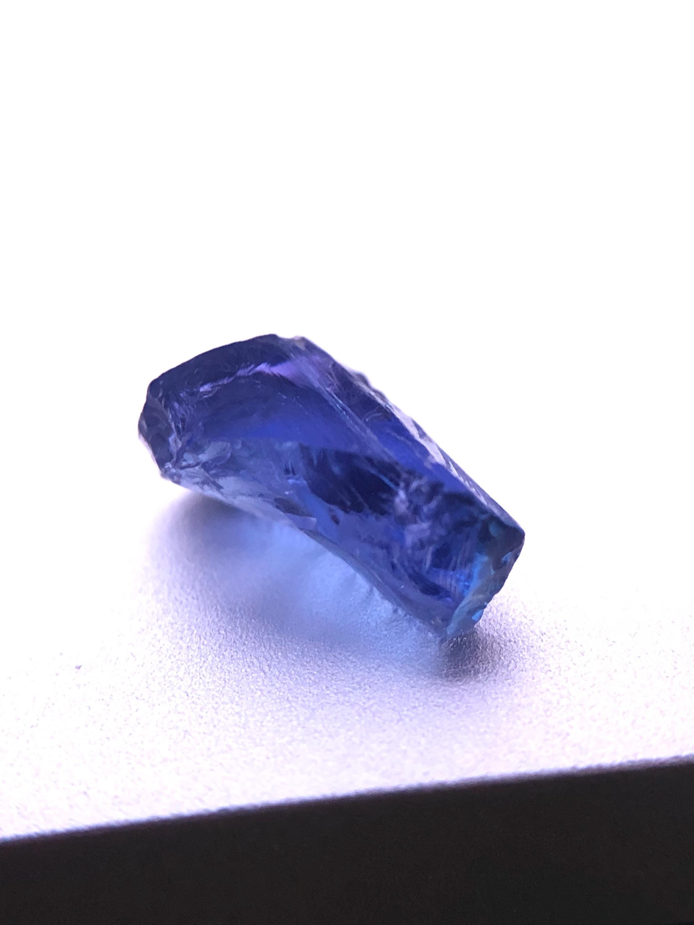 天然ゾイサイト・タンザナイト原石、9 x 6 MM ルースブルーパープル