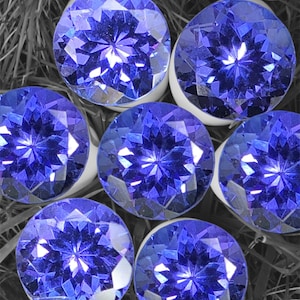 Natural Tanzanite Gemstone, 6 MM Round Tanzanite, Faceted Tanzanite Gemstone, Tanzanite Loose Gemstone,AAA Shade Tanzanite, Special Cut Gem
