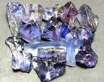 22 Carats Natural Zoisite Tanzanite Rough, 16 Pieces Unheated tanzanite Gemstone Lot
