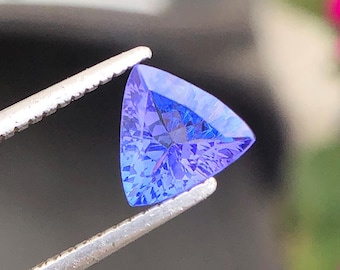 Natural Classy Blue Color Tanzanite, 0.9 Carats Special 6mm Trillion Cut Tanzanite For Ring