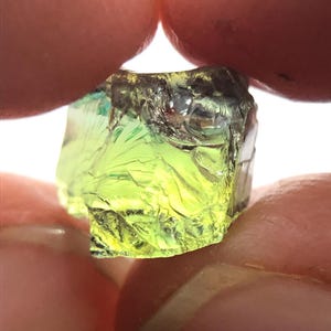 Natural Purple Blue Green Color Zoisite Tanzanite Rough, 4.25 Carats Unheated Tanzanite Rough, Tanzanite Raw, Tanzanite Crystal