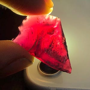 Natural Garnet Rough, Red Garnet Raw, 24.45 Carats, Garnet Crystal, 21x12 MM Garnet Gemstone, Untreated Loose Red Garnet, January Birthstone