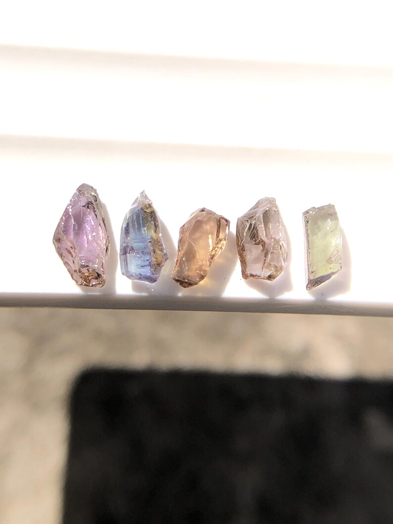 Buy Rare Peach , Purple , Blue , Brown Grey Color 5 Pc Tanzanite Rough