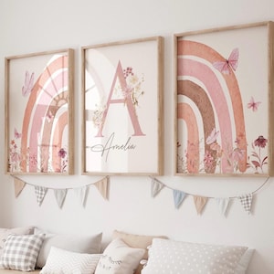 Impression chambre d'enfant arc-en-ciel personnalisé chambre de filles rose fleurs sauvages art mural personnalisable nom personnalisé signe impression initiale papillon décoration de chambre d'enfant