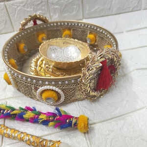 Bandeja decorativa para thali de boda, hermosa bandeja para ceremonia haldi, plato Tel Ban, bandeja Pithi, plato Haldi Kumkum, decoración para bodas indias.