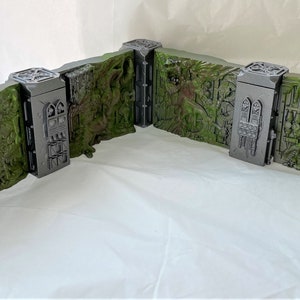 Crashed Spaceship walls and pillars scenery for wargaming