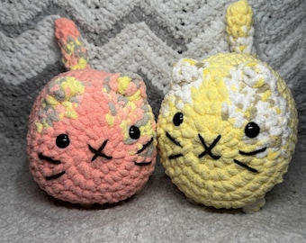 Handmade Chenille Crochet Cat Plush – Kawaii Stuffed Animal