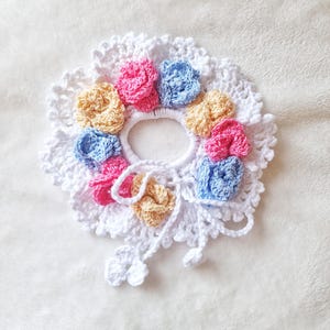 Crocheted colored scrunchie
