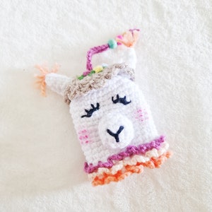 Crochet Llama Keyholder: Handmade Plush Amigurumi Gift