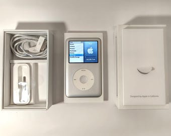 Apple iPod Classic di settima generazione, colore argento (160 GB), con scatola.