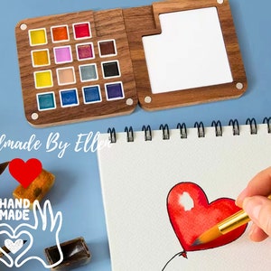 Paleta de acuarela portátil personalizada / Paleta pequeña de madera de nogal para pintar con 15 mini pocillos / Juego de cierre magnético / Regalo para artistas