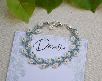 Bracelet fleurs en perles, bracelet marguerites, bracelet fait main, bracelet minimaliste