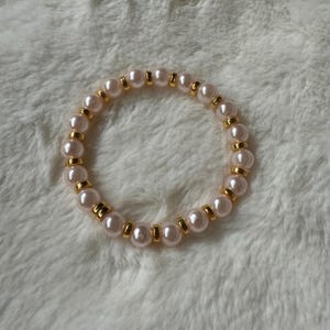 Light Pink Pearl and Gold Bead Bracelet
