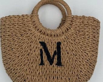 Tote de paja forrado con monograma y asa