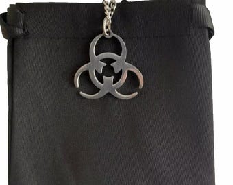 Y2K Biohazard Symbol Necklace With Pendant - Jumpstyle