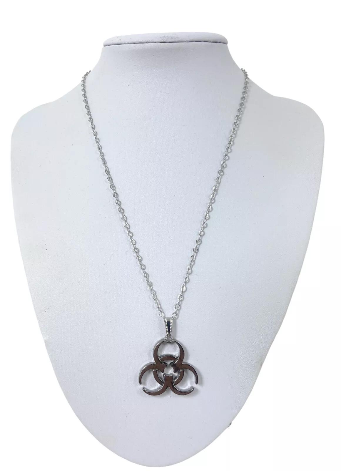 Y2K Biohazard Symbol Necklace With Pendant - Jumpstyle