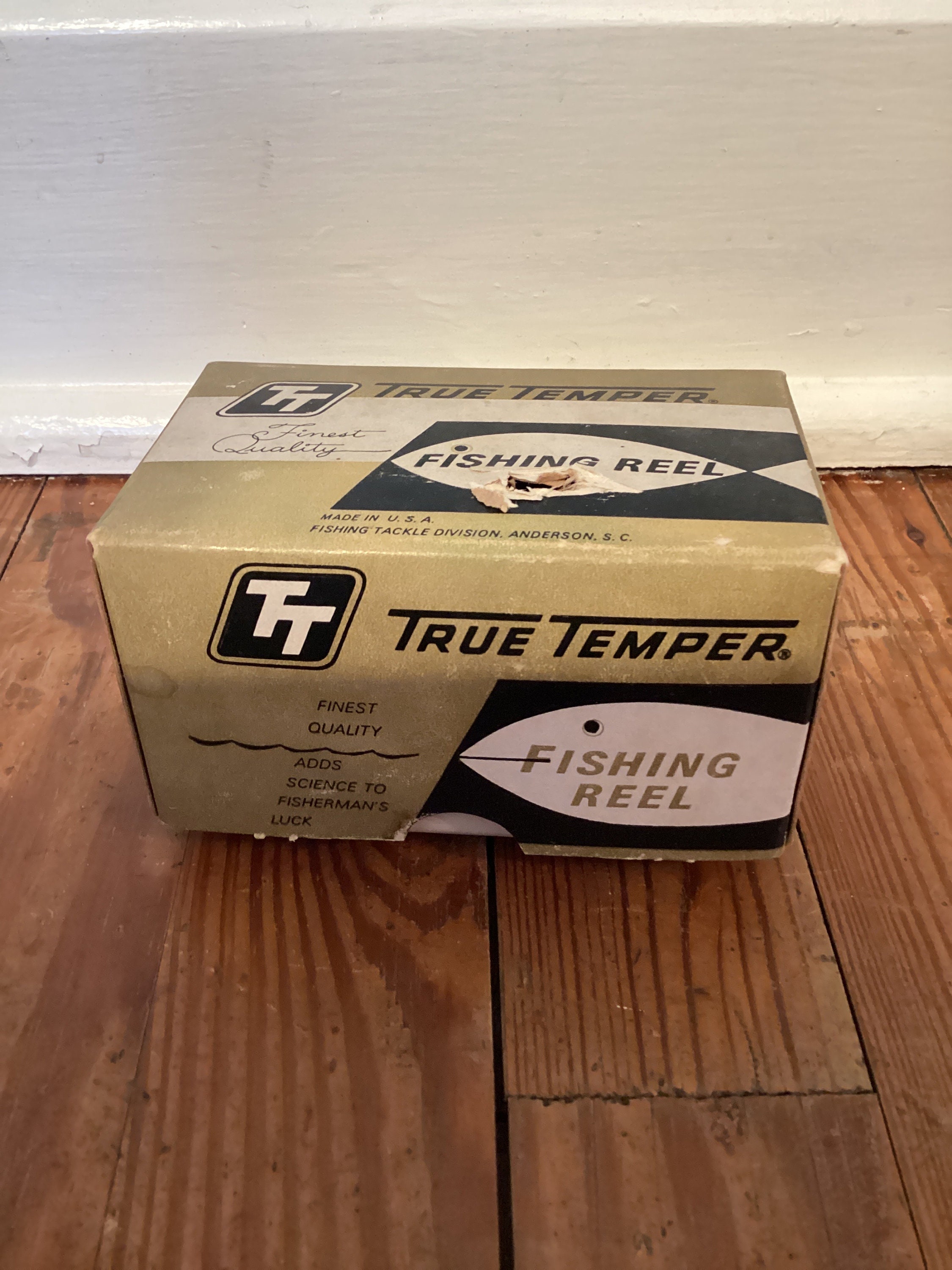 Vintage True Temper Fishing Reel in Original Box 