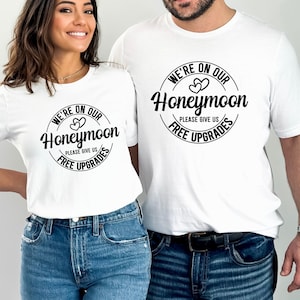 Luna de miel PNG, Recién casados, Luna de miel divertida PNG, Para él y para ella, Camisetas de señor y señora, Recién casados PNG, Camisetas de pareja a juego, Luna de miel con destino