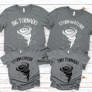 Tornado Family PNG, Storm Chaser PNG, Mamãe e eu, Mamãe e Mini, Fotos de família, Dia das mães, Camisetas de família combinando, Grande tornado