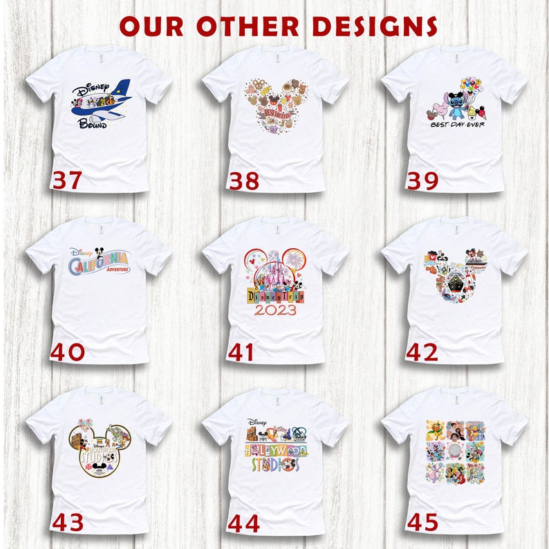 Puede incluir: Una colecci&oacute;n de 10 camisetas blancas con diferentes dise&ntilde;os de tem&aacute;tica Disney. Los dise&ntilde;os incluyen un avi&oacute;n con el texto "Disney Bound", una cabeza de Mickey Mouse hecha de personajes de Disney, el texto "Best Day Ever" con Stitch, el texto "Disney California Adventure", una cabeza de Mickey Mouse con el texto "Disney Trip 2023", una cabeza de Mickey Mouse hecha de personajes de Disney, el texto "Disney Hollywood Studios", una cabeza de Mickey Mouse con el texto "Minnie", y una cabeza de Mickey Mouse hecha de personajes de Disney.