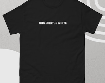 Esta camisa é branca