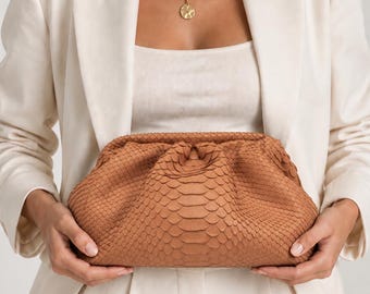 Bolso de mano de piel de pitón color camello – Bolso de noche de piel exótica hecho a mano – Bolso de mano de lujo – Bolso llamativo. Regalo para ella.