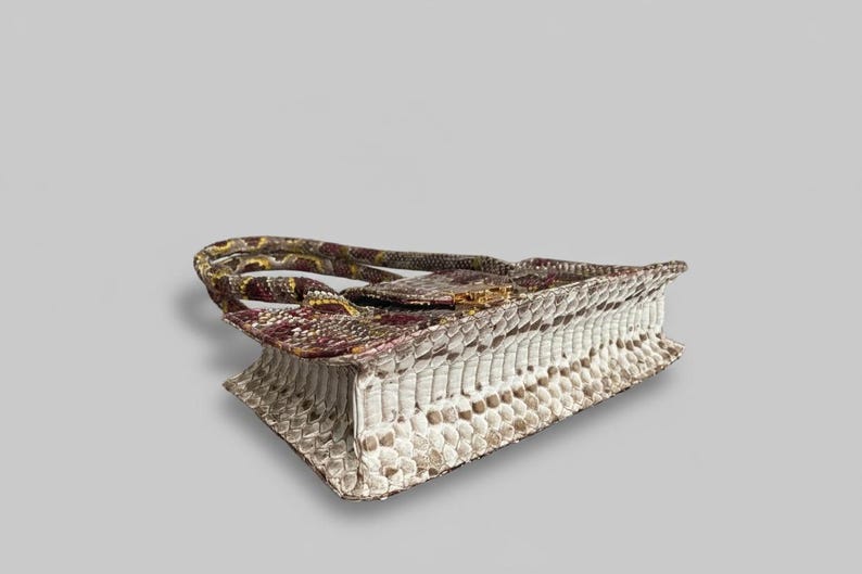 Genuine Python Leather Handbag, Luxury Exotic Snakeskin Purse for Women, snake skin bag, python skin bag , Statement Shoulder Bag Gift , Bild 5