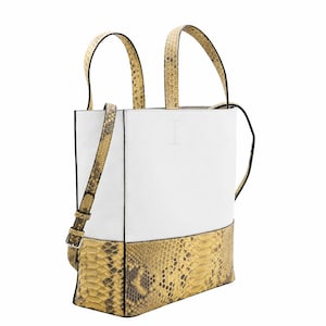 Bolso tote de lujo de piel de serpiente auténtica: hecho a mano, con estampado de piel de serpiente blanca y correa ajustable, elegante accesorio exótico de moda.